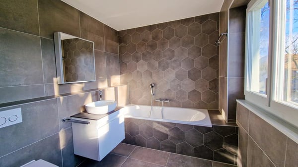 Duplex 1.5 sq.ft. with splendid garden and terraces in fully renovated architect-designed villa, 300 m. from LEB station in Bercher 11