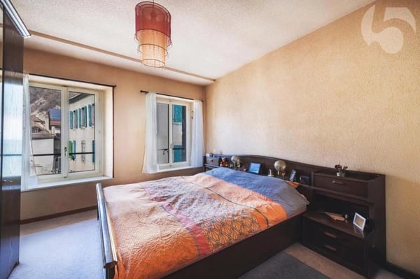 Investment property in the heart of Ollon 3