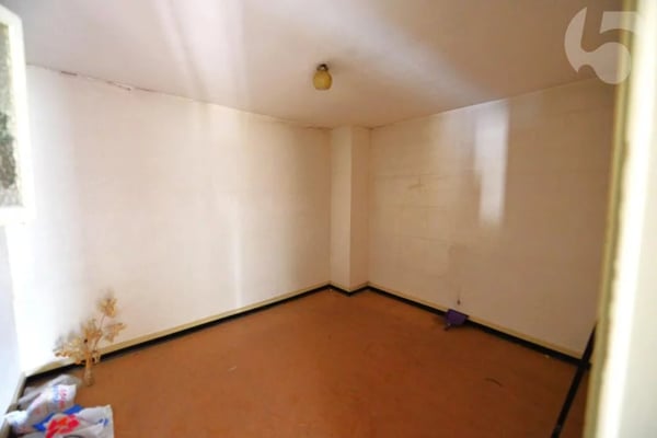 Attic with great potential with rare turret in the heart of the village of Saillon 4