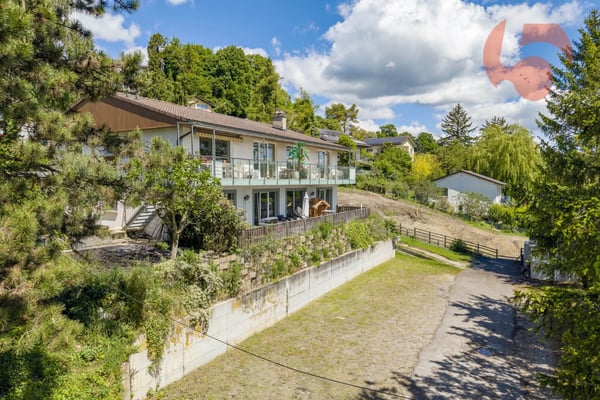 Villa individuelle avec revenu locatif  à deux pas du lac 1