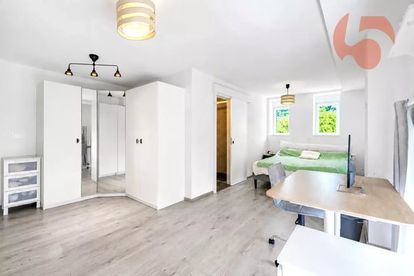 Magnifique 3.5 pièces de 102.8 m² dans une PPE de seulement 3 logements 7