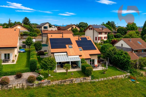 Magnifique villa de 4.5 pièces avec vue panoramique sur le Jura et la campagne environnante 2