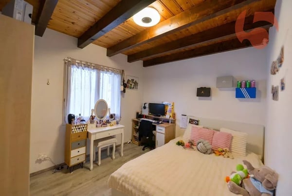 Magnifique villa de 6.5 Pièces avec atelier et un grand garage 7