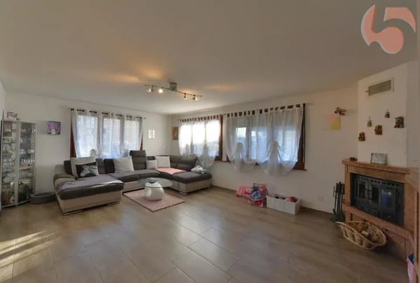 Magnifique villa de 6.5 Pièces avec atelier et un grand garage 3