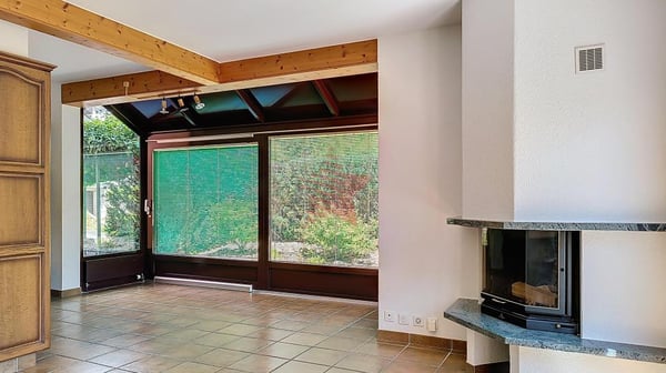 Charmante maison mitoyenne d'angle au coeur de Sierre 5