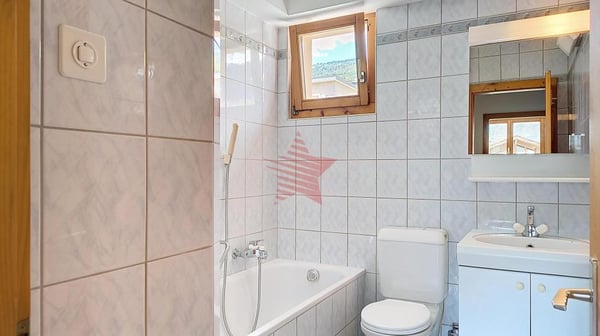 Charmante maison mitoyenne d'angle au coeur de Sierre 13