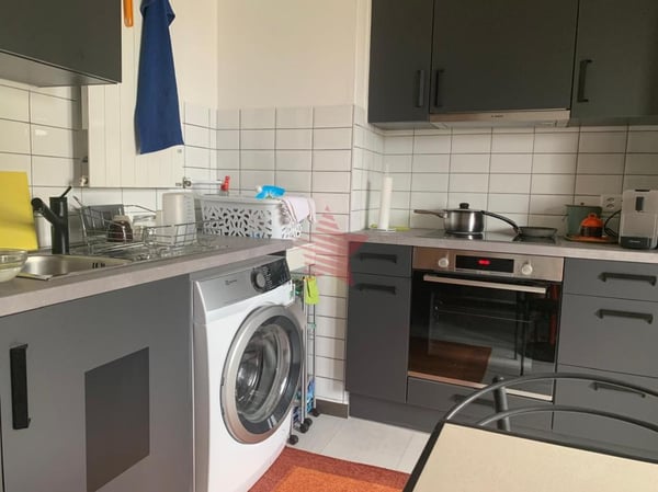 Immeuble entretenu avec soin au coeur de Sierre 12