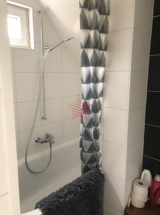 Immeuble entretenu avec soin au coeur de Sierre 11