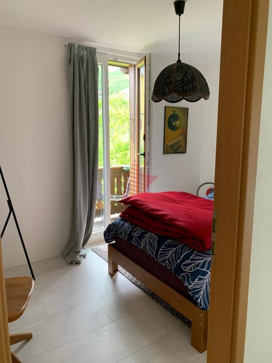 1.5 pièces, parfaitement entretenu, proche du centre 9