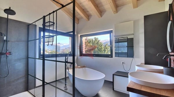 Villa neuve d'exception à Lens - Vue imprenable sur le lac du Louché et les Alpes 13