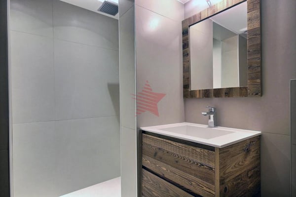 Superbe duplex intégralement rénové avec vue panoramique 12