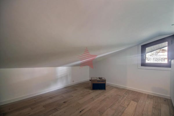 Superbe duplex intégralement rénové avec vue panoramique 8