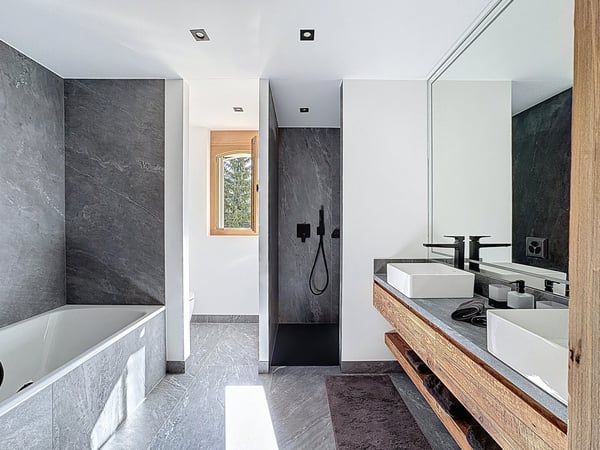Außergewöhnliche Wohnung nach Renovierung 8