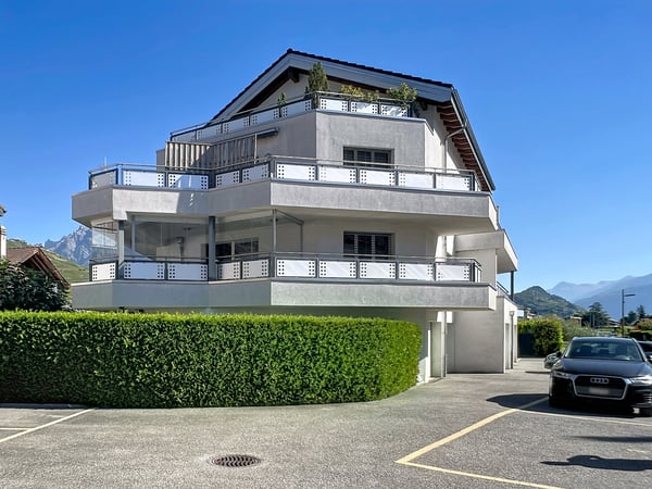 Spacieux 2.5 pièces avec Terrasse XXL 1