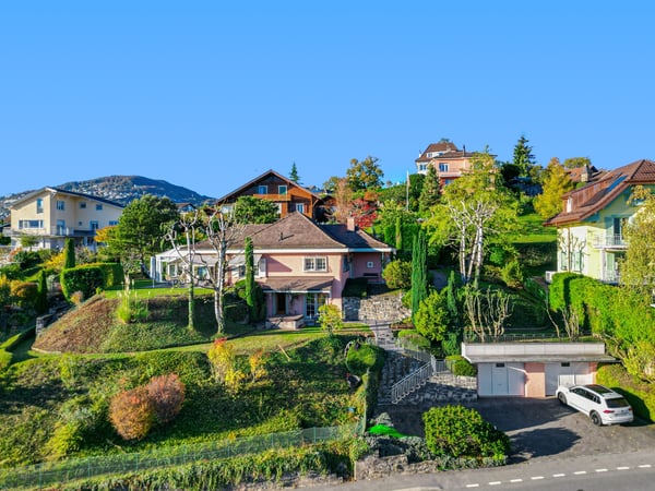 BAISSE DE PRIX  !  SAINT-LEGIER - SOMPTUEUSE VILLA DE STANDING