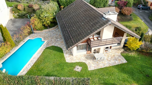 BRENT - VILLA INDIVIDUELLE DE 1.5 PIECES AVEC BELLE VUE LAC ET PISCINE 13