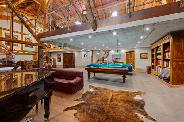 DOMAINE EXCEPTIONNEL AVEC VUE PANORAMIQUE SUR LE LAC 8