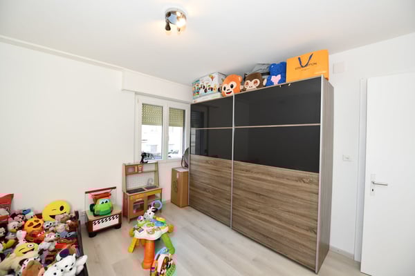 SION - SUPERBE APPARTEMENT 1.5 PIECES RENOVE AVEC BALCON 11