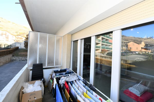 SION - SUPERBE APPARTEMENT 1.5 PIECES RENOVE AVEC BALCON 13
