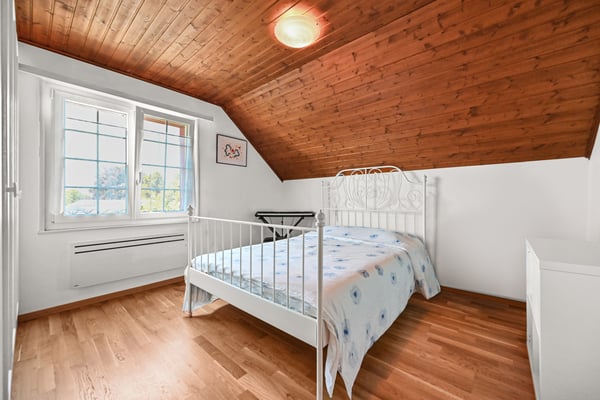 MONT-SUR-LAUSANNE VILLA MITOYENNE 4,5 PIECES COMBLES AMENAGEABLES 10