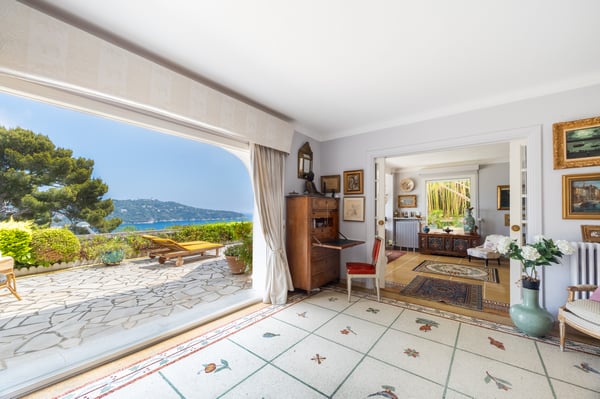 NICE - VILLA BOURGEOISE VUE MER PANORAMIQUE 3
