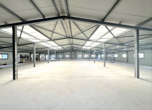 SIERRE - HALLE INDUSTRIELLE DE 2'200 M2 AVEC PROJET DE TRANSFORMATION 5