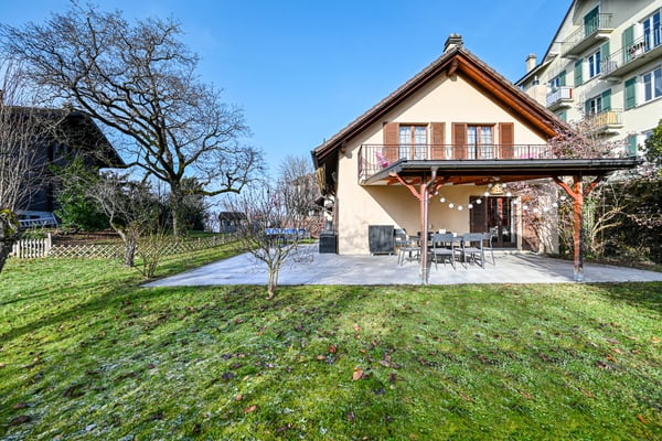 CHERNEX - SPACIEUSE VILLA JUMELLE DE 5.5 PIECES 4