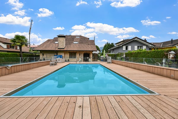 BOUVERET - BELLE VILLA INDVIDUELLE 8 PIECES AVEC PISCINE ET JARDIN 1