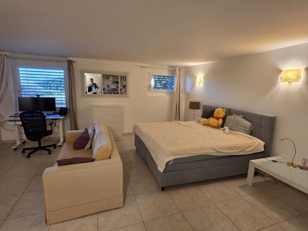 LUTRY - BEL APPARTEMENT DE 4.5 PIÈCES AVEC VUE SUR LE LAC ET LES 4