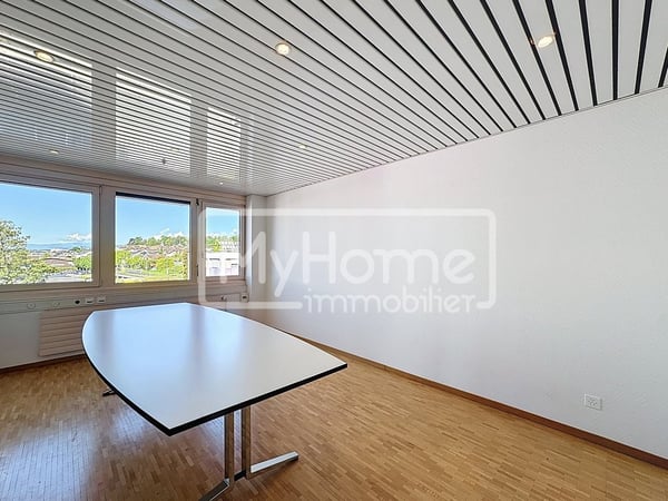 Local commercial de 120 m2 à louer 7