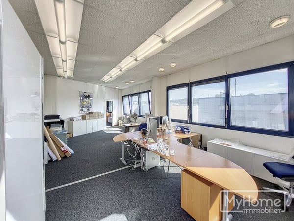 Surface de 141 m2 lumineuse et accueillante proche de Lausanne 6
