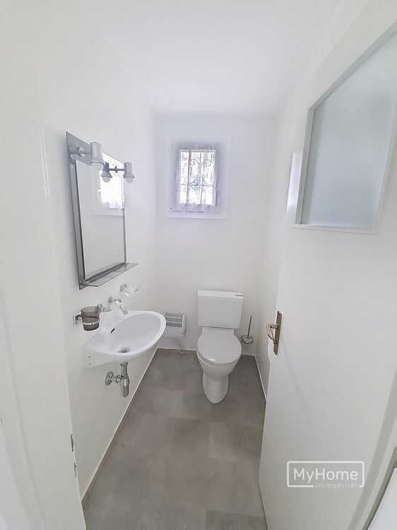 Spacieuse villa de 6.5 pièces avec un grand jardin privatif 5