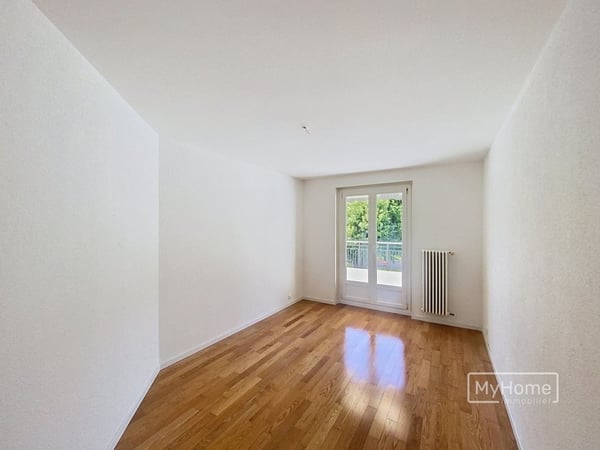 Appartement de 4 pièces avec grande terrasse au coeur d'Échallens 4