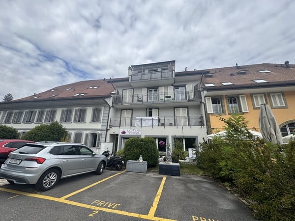 Appartement de 4 pièces avec grande terrasse au coeur d'Échallens 8