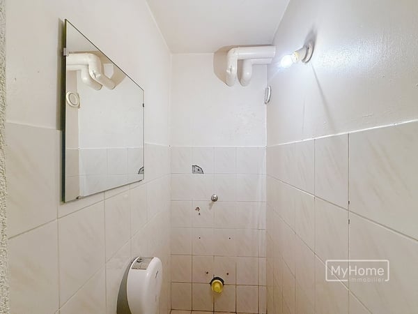 Dépôt de 66m2 au plein centre de l'ouest lausannois 7