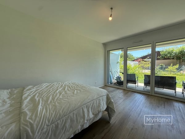 Bel appartement de 2.5 pièces avec joli jardin privatif 5