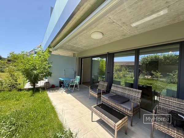 Bel appartement de 2.5 pièces avec joli jardin privatif 1