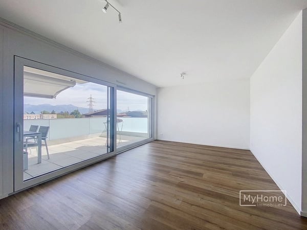 Bel appartement de 4.5 pièces avec vue dégagée 3