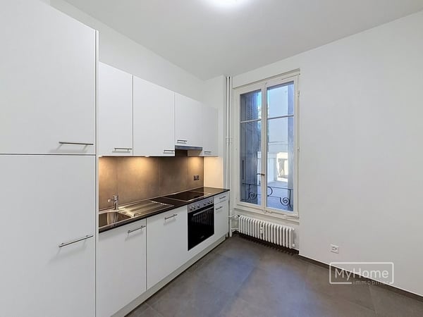 À saisir ! 1 pièces rénové au centre de Lausanne ! 1