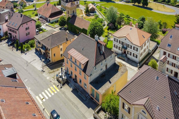 Splendide immeuble commercial avec chambres d'hôtes, bar et kiosque 12