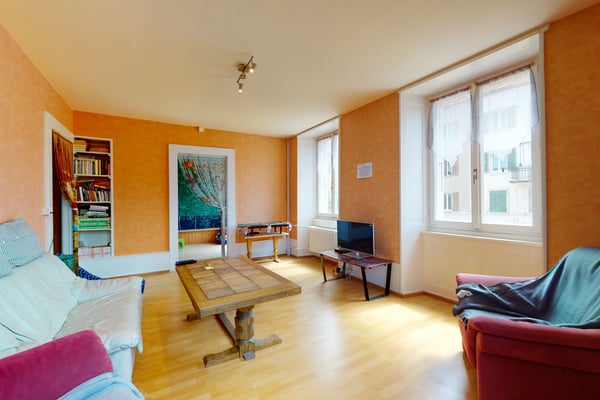 Splendide immeuble commercial avec chambres d'hôtes, bar et kiosque 8