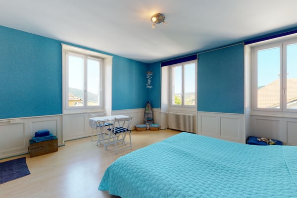 Splendide immeuble commercial avec chambres d'hôtes, bar et kiosque 4