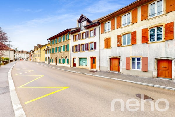 Superbe immeuble au coeur du Landeron récemment rénové 1