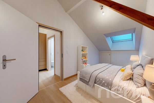 Splendide 1.5p sous les combles orienté sud dans bâtiment historique! 12