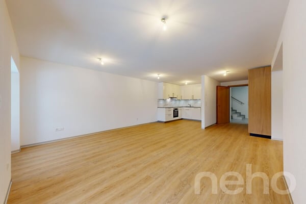 Superbe appartement de 1.5p orienté sud-ouest dans bâtiment historique 4