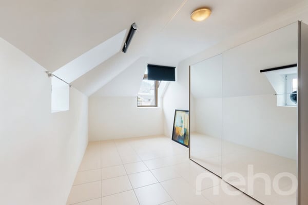 Opportunité Exceptionnelle - Attique entièrement rénové - Centre Ville 2