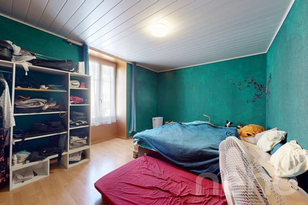 Immeuble unique à rénover - Propriété lumineuse aux volumes généreux 9