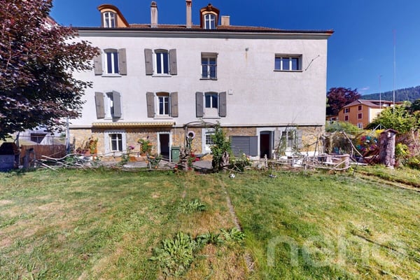 Immeuble unique à rénover - Propriété lumineuse aux volumes généreux 4