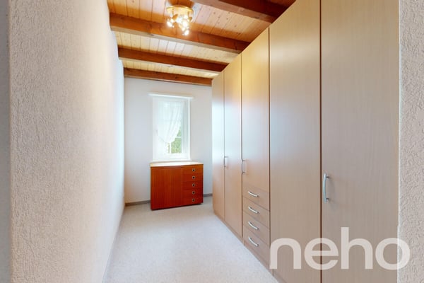 Attraktives 2.5-Zimmer Einfamilienhaus mit Einliegerwohnung 10