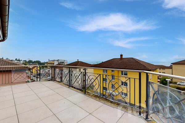 Un balcon sur le lac de Neuchâtel ? 1.5 pièces libre de suite 4